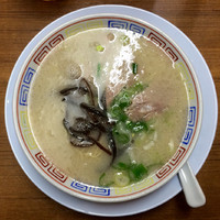 「築炉釜出しとんこつラーメン 750円」@名島亭 新横浜ラーメン博物館店の写真