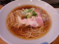 「お醤油らーめん」@らーめん芝浜の写真