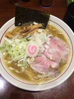 「煮干しそば」@煮干中華そば 鈴蘭 新宿店の写真