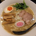 鶏白湯ラーメン