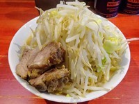 「小ラーメン（650円）ヤサイニンニク」@ラーメン二郎 会津若松駅前店の写真