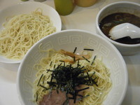 「つけ麺450円（1替え玉）」@博多天神 お茶の水店の写真