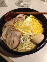 「なまら味噌ラーメン700円 スペシャルトッピング650円」@北海道ラーメン なまら 蒲生店の写真