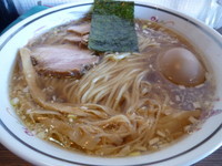 「中華そば 大+かたゆで味付卵 ¥750+¥100」@中華そば 尋の写真