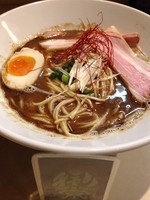 「黒鰹そば　バラチャーシュートッピング　７００円」@麺や 海老庵の写真