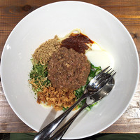 「和牛まぜそば（中）＋温泉卵」@まぜそば 三ツ星の写真