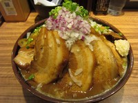 「カレーラーメン（８００円）＋チャーシュー券×７」@ラーメン燈郎の写真