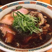 「せせり中華そば」@ラーメン 坊也哲の写真