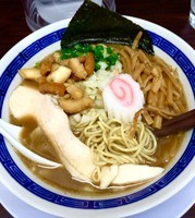 「ナイトゲリラー 汁・濃厚イカ煮干そば860円」@丸直の写真