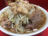 「小ラーメン（ﾔｻｲ ｱﾌﾞﾗ）」@ラーメン二郎 上野毛店の写真