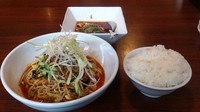 「汁なし麻辣麺(スープ付)+半麻婆豆腐+ライス(サービス)」@四川麻辣火鍋 天府の写真