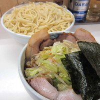 「あつチャーシュー野菜 1,250円 + 大盛 200円」@大勝軒 滝野川店の写真