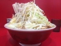 「小ラーメン（ﾔｻｲ ﾆﾝﾆｸ）」@ラーメン二郎 札幌店の写真