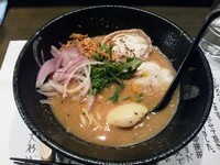 「鶏×鶏 濃厚らーめん」@大杉製麺の写真