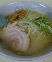 「鶏白湯しお」@らぁ麺 とりぷるの写真