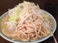 「小ブタ 830円」@ラーメン二郎 JR西口蒲田店の写真