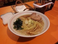 「代々木らぁめん」@きぬちゃん食堂の写真