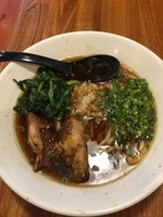 「まる鶏ラーメン➕麺固め」@まる鶏の写真