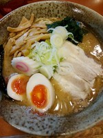 「特製中華そば(900円)」@つけ麺 素家の写真