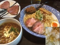「カレーつけ麺中盛り 880円＋半ライス 100円」@麺処 ほん田 nijiの写真