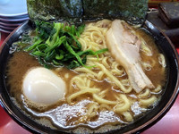 「豚骨醤油らーめん」@横浜ラーメン とんこつ家 鹿島店の写真