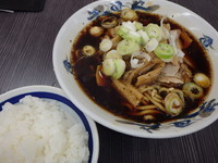 「中華そば小(並)(750円)、ライス小(120円)」@西町大喜 二口店の写真