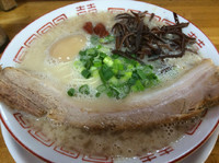 「赤鬼らーめん(1辛)  720円  替え玉  クーポン」@中華そば専門 めんやいただきの写真