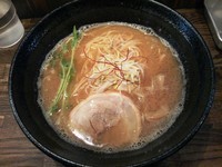 「天降らーめん　しょうゆ」@麺屋 天孫降臨 三宮本店の写真