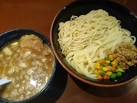 「【夜の部限定】アングラカレーつけめん（半ライス付き）￥830」@UNDER GROUND RAMENの写真