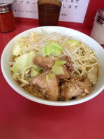 「小ラーメン 野菜少なめ ニンニク」@ラーメン二郎 小岩店の写真