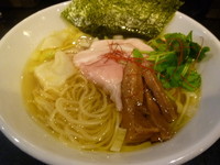 「栃木県産 御養鶏　ワンタン鶏そば」@麺喰屋 澤 水天宮本店の写真