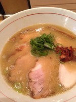 「白湯チャーシュー」@地球の中華そばの写真