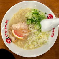 「鶏パイタン麺600円（レディースデー→500円）」@太陽のトマト麺 十日市場支店の写真