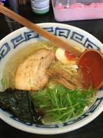 「塩ラーメン中盛」@濱塩らぁめん 白虎の写真