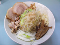 「まぜそば+豚1枚(850円)」@らーめん☆王子の写真