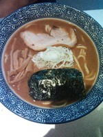 「濃厚豚骨魚介らーめん（７８０円）」@豚骨一燈の写真