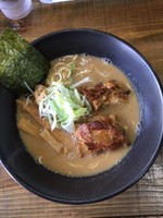 「特濃しょうゆ（細麺）」@特濃とんこつ たから 岐阜本店の写真