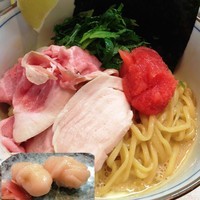 「【気まぐれ限定】カルピスバターのクリームめんたいまぜそば」@中華そば 四つ葉の写真