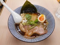 「黒醤油ラーメン」@中華そば よしかわの写真