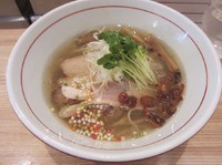 「地球の塩そば（７８０円）」@地球の中華そばの写真