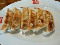 「【ギョーザ324円】→110円」@おおぎやラーメン 高崎倉賀野店の写真