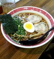 「醤油(鶏スープ)　@700円」@ラーメン 八卦の写真