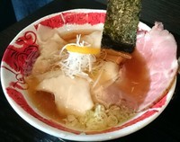 「【限定】手作り海老ワンタン麺（醤油） 880円」@龍のひげの写真
