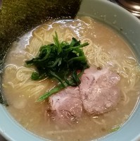 「ラーメン　４８０円」@ラーメンショップ 椿 玉造店の写真