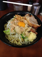 「小ラーメン 汁なし 野菜少なめ ニンニク少し アブラ少し」@ラーメン二郎 めじろ台法政大学前店の写真