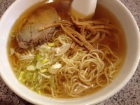「ラーメン＋元祖餃子4個付」@天鴻餃子房 別館 東日本橋店の写真