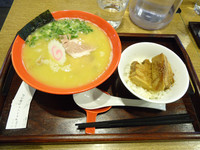 「『白湯そば+平日限定チャーシュー丼(￥700+250)』」@讃岐ラーメン はまんど湘南の写真