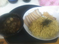 「つけ麺（大盛り）＋チャーシュー」@家系ラーメン ひろき家の写真
