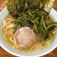 「ラーメン（￥700）＋茎わかめ（￥200）」@まこと家の写真