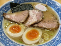 「特製中華そば」@中華そば 青葉 柏店の写真